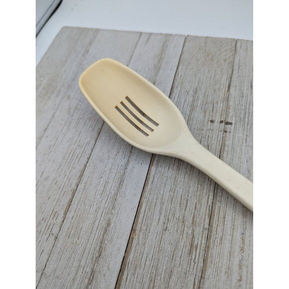 Vintage Ensar Almond Beige Nylon Plastic Slotted Spoon 11" - Picture 3 of 6
